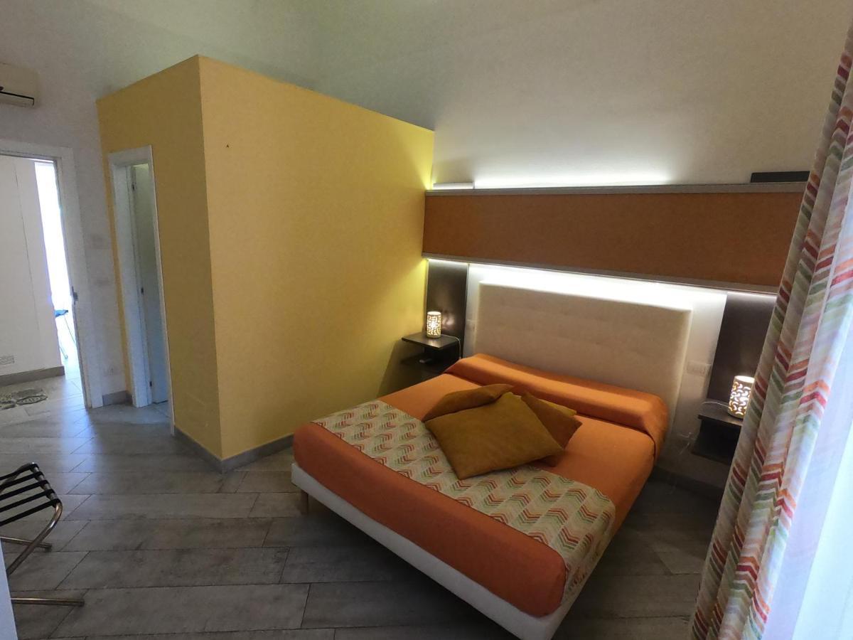 Porto Di Mare B&B Giovinazzo Exterior foto
